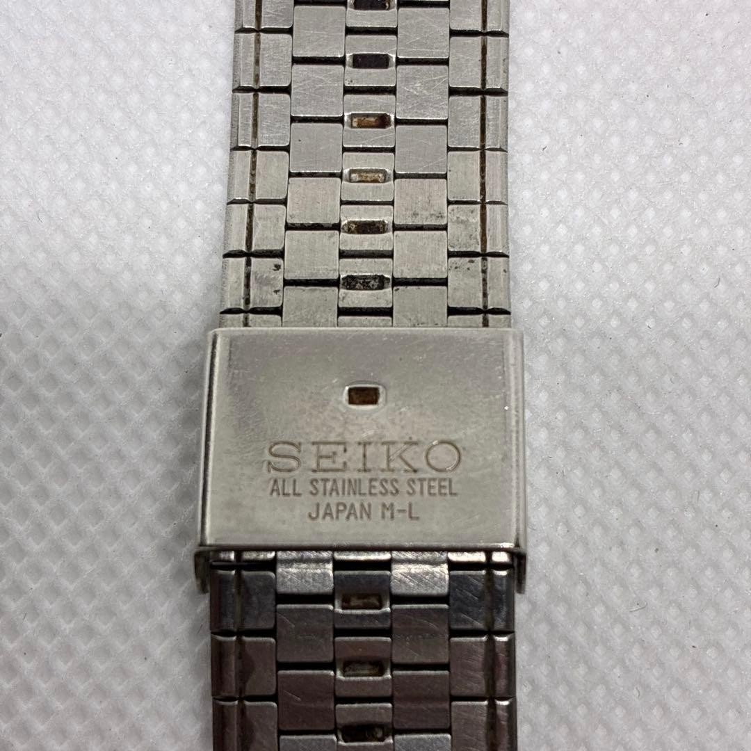 Good condition, non-working Seiko men’s watch, Day-Date vintage hexagon.
