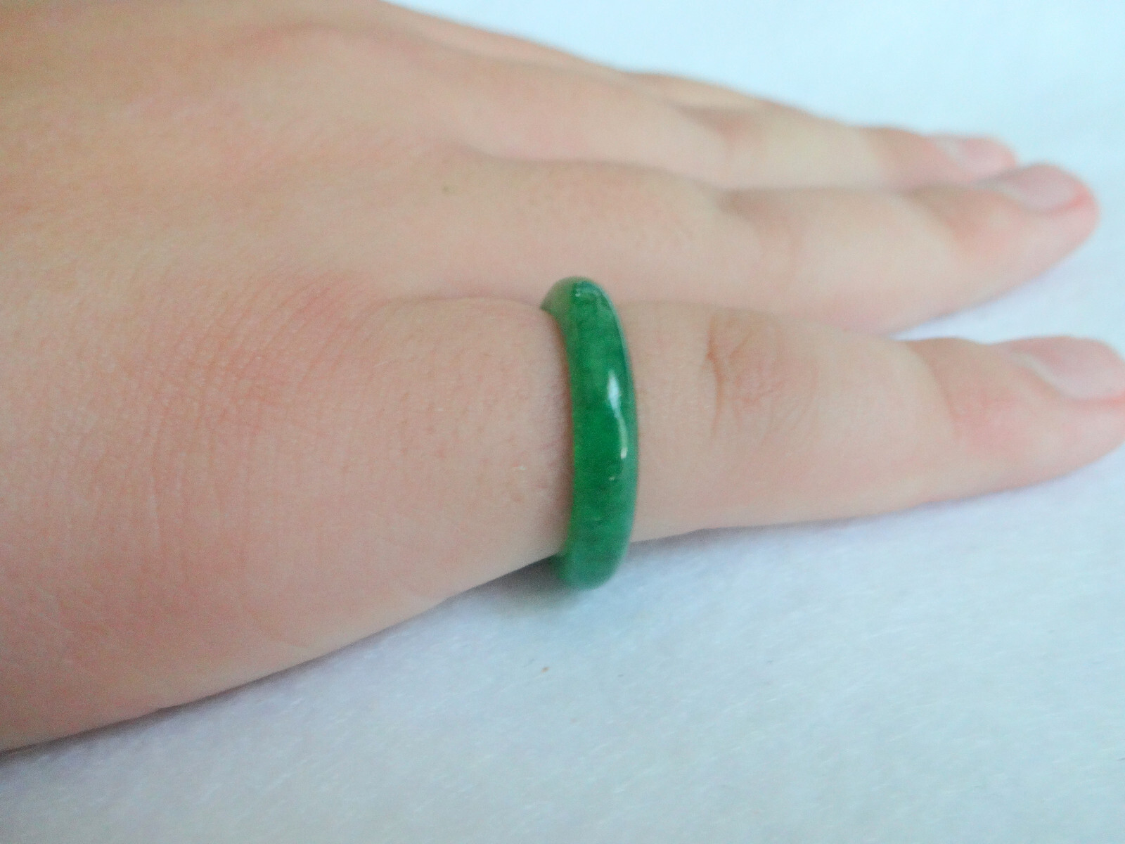 Chinese Natural Grade A Translusent Apple Green Jade Nephrite Ring Size 7.5