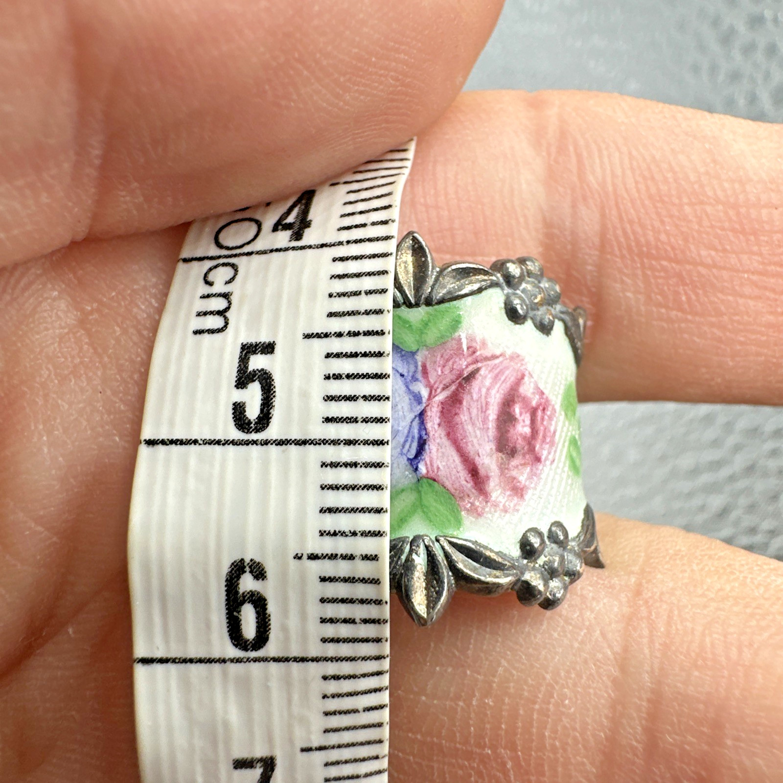 Vtg Vargas Sterling Silver Guilloche Enamel Painted Roses Flower Ring 7.1g Sz 5