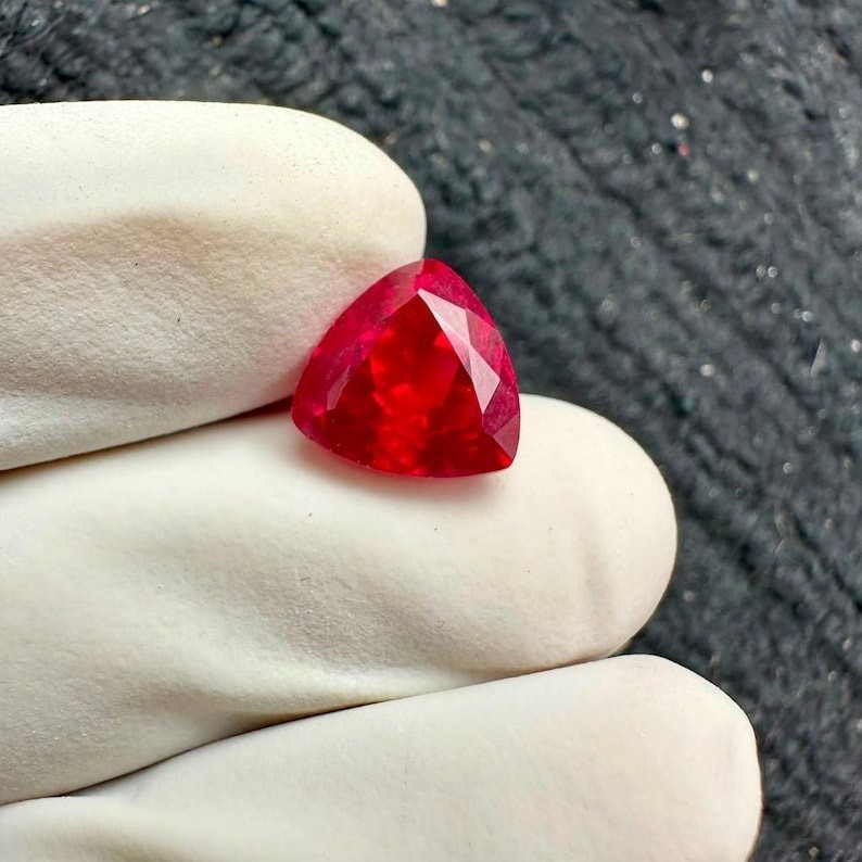 9.08 Ct Certified Natural Red Ruby Trillion Cut Loose Jewelry Gemstone AAA