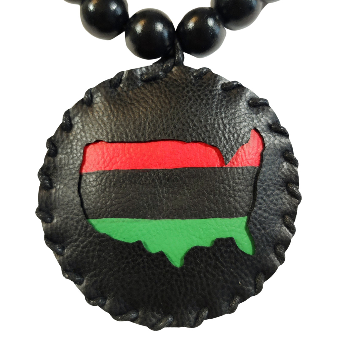 90’s FAUX LEATHER USA MEDALLION NECKLACE