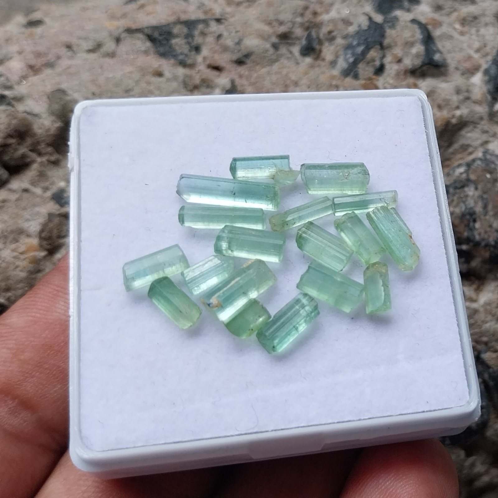 16Ct 7 to 13 MM Natural Light Green Color Tourmaline Rough Pencil 17 Piece Lot