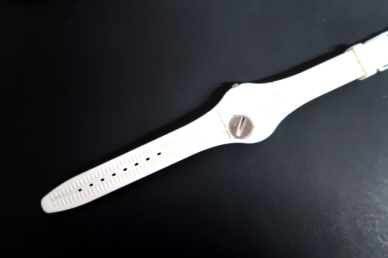 NEW Swatch Watch INTO EACH OTHER GZ218S w/ Case & Papers 2010 Numbered Edition