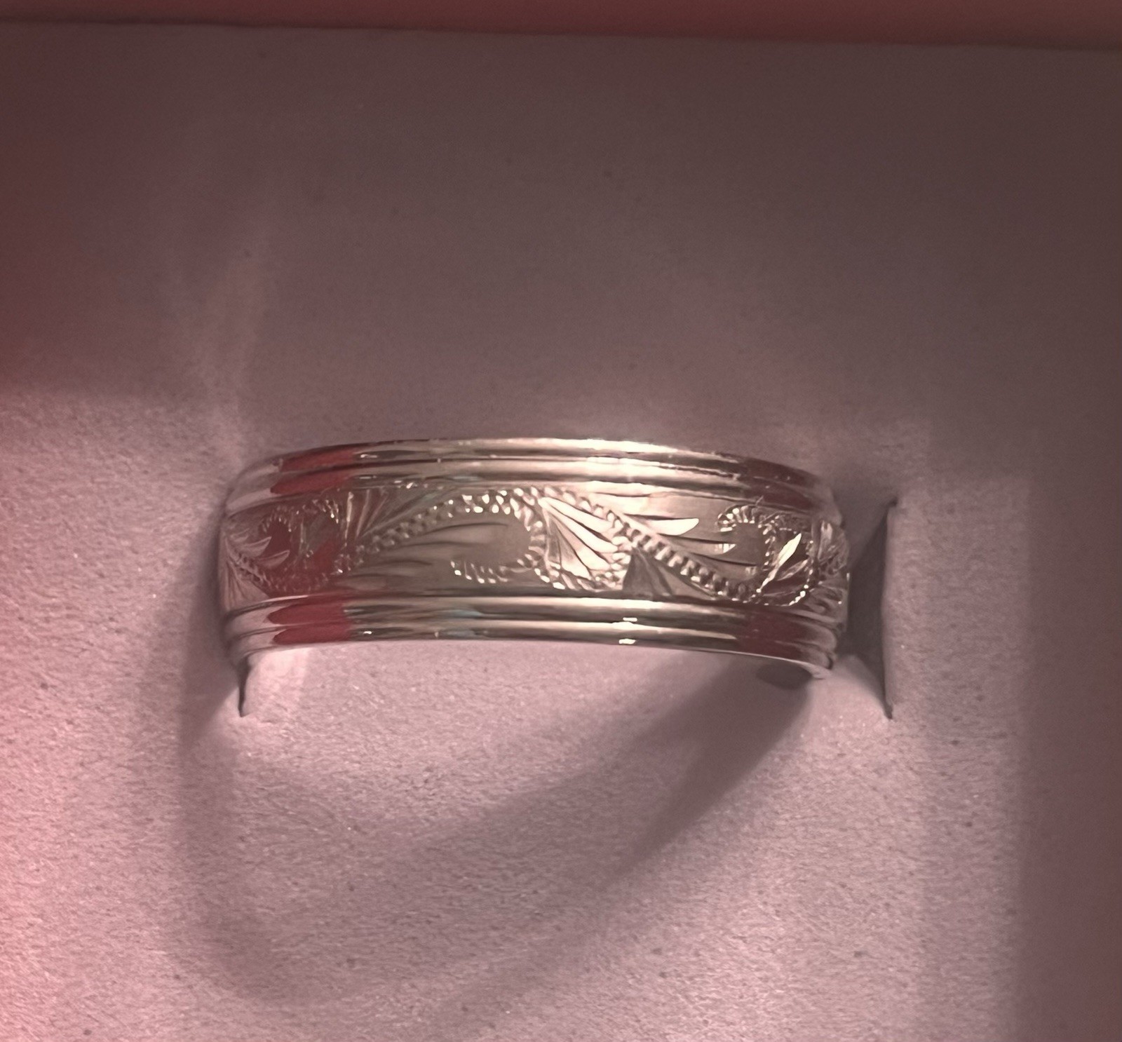 935 Argentium Silver 7mm Scroll Design Wedding Band Size 10