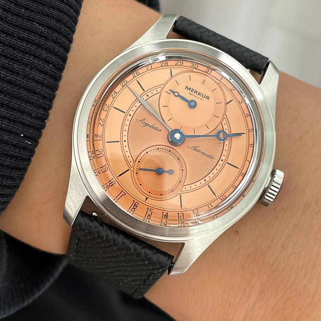 Merkur Classic Regulator Date Salmon Dial Automatic Mechanical 38mm Waterproof M