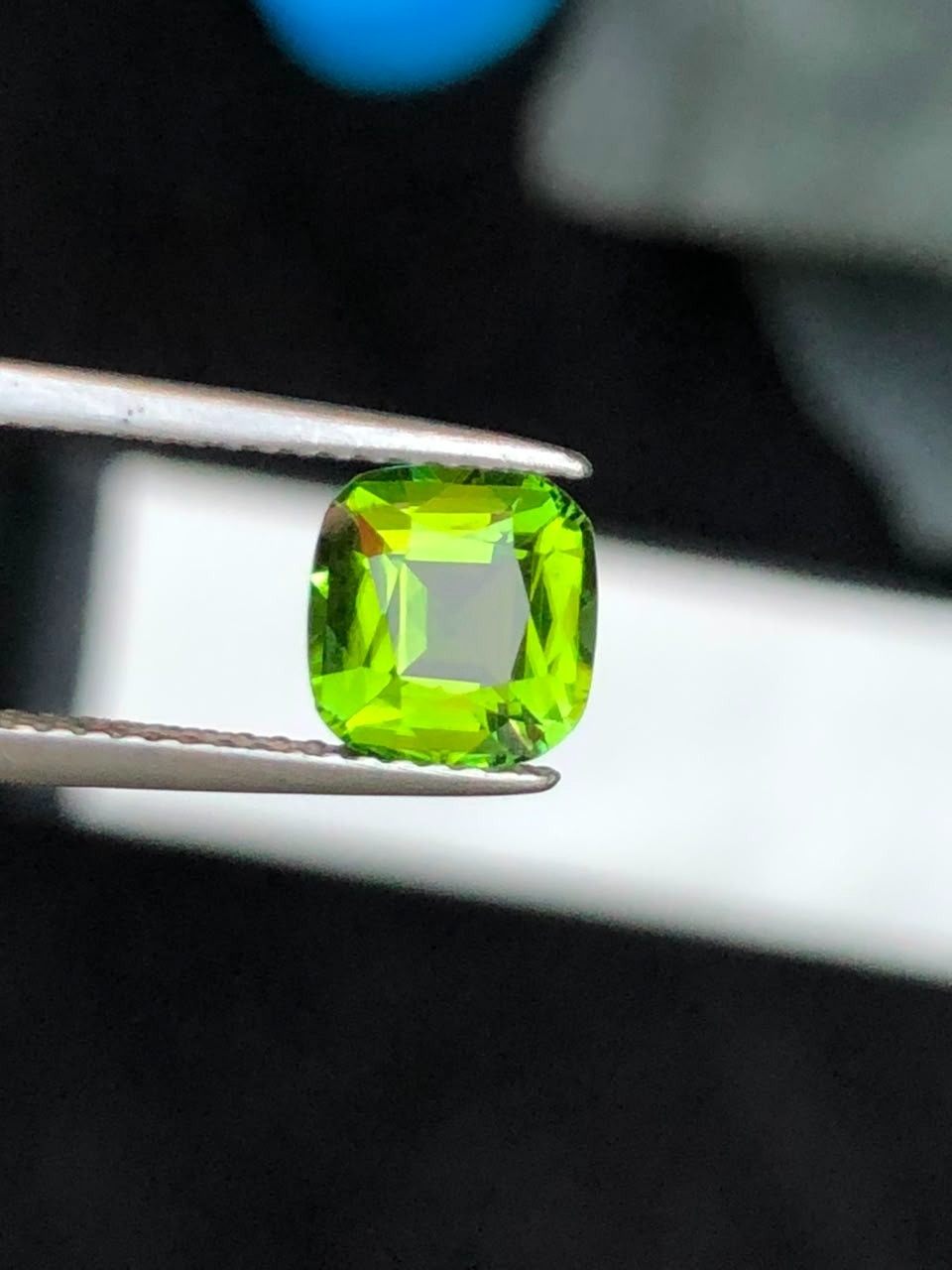 1.60ct Natural Loupe Clean Neon Lime Green Tourmaline Cushion Cut Loose Gemstone