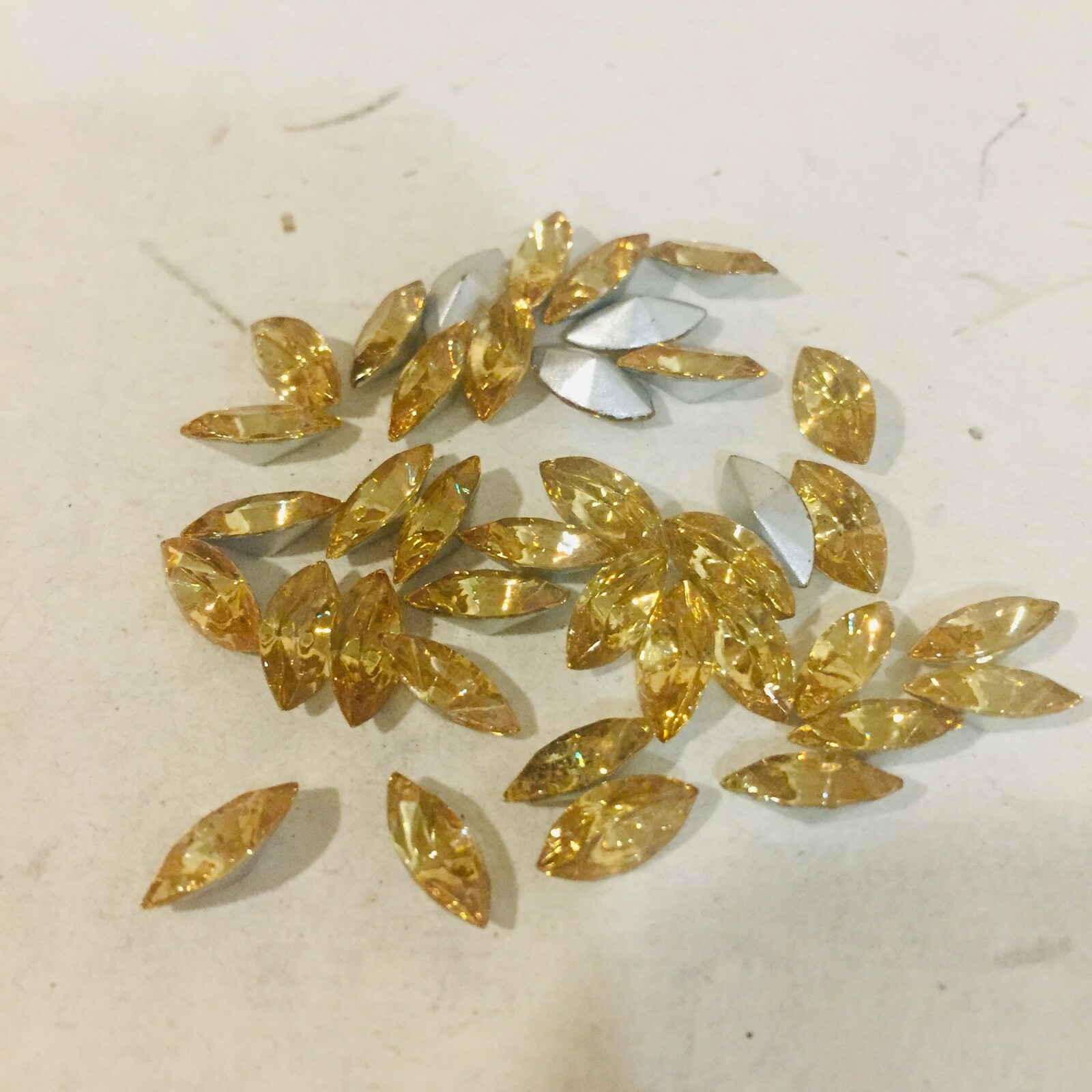 N243 Vintage glass navettes French sparkling 10x5mm jonquil faceted silver foil