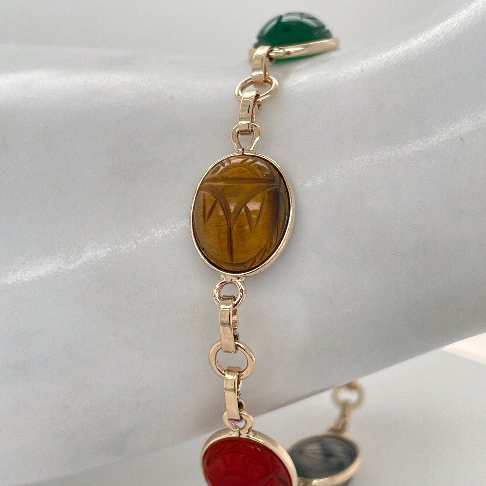 14k Yellow Gold Bezel Set Oval Multi Gemstone Scarab Bracelet 7 3/8” – 8.6 Gr.