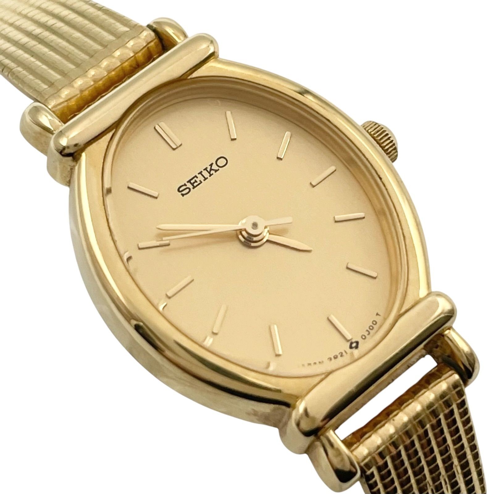 Working new battery SEIKO Quartz QZ 2P21 5D10 Oval Ladies Gold 3 Hands Stainless