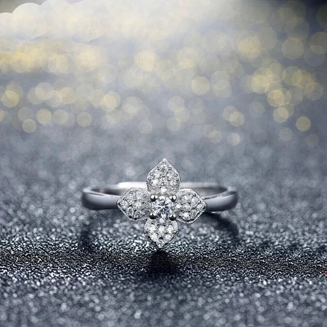 Flower Women’s Ring 1.90ct Round Cut 14k White Gold Plated Lab Grown Diamond
