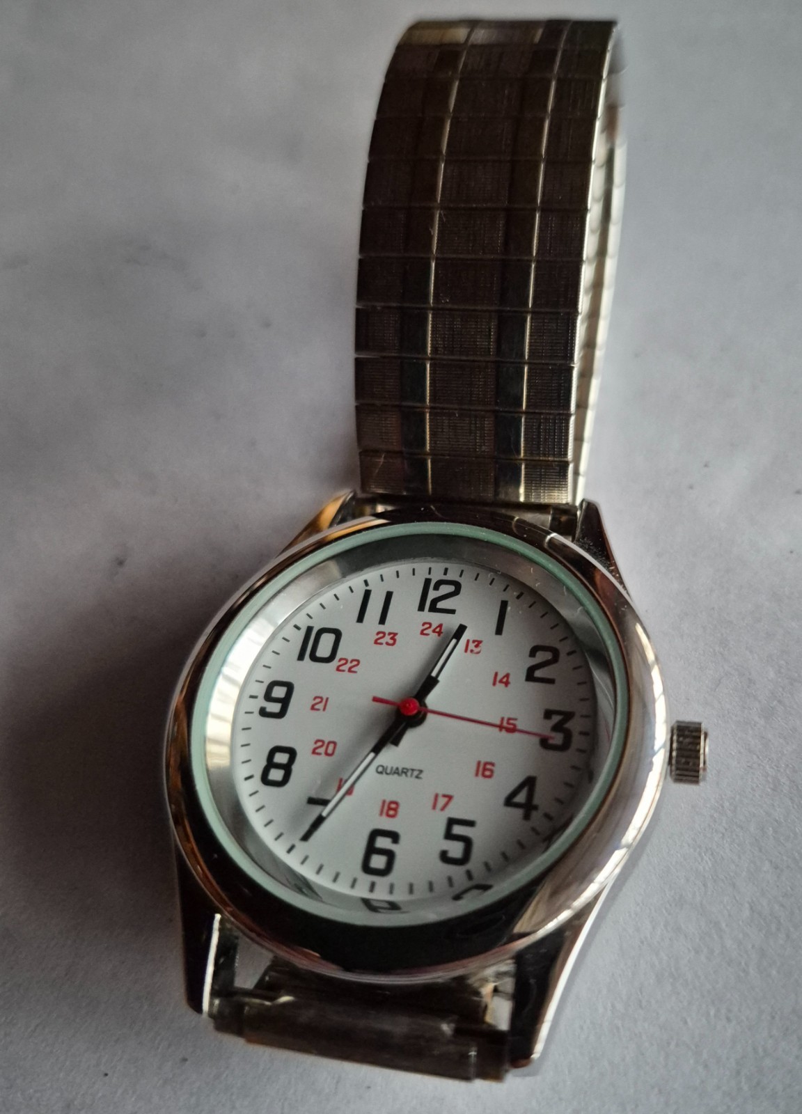 Accutime Watch Corp Quartz Mens 38 mm Flexband, great condition, very clean