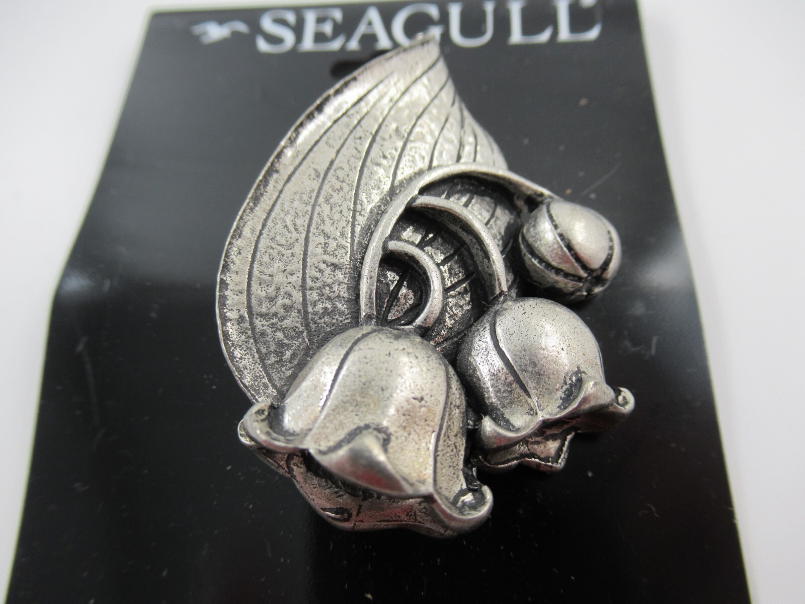 Signed Seagull Pewter Vintage Lily of the Valley Brooch Pin JP-298 Canada