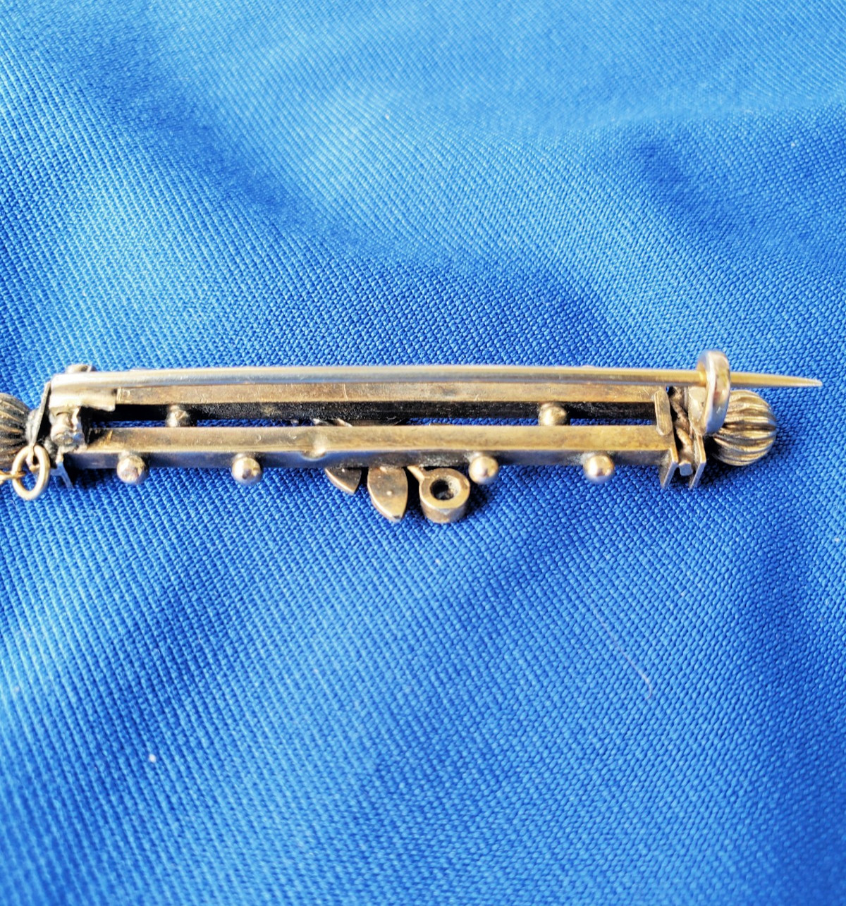 Original VICTORIAN SAPPHIRE PEARL Deco BROOCH 9K GOLD 4.2 GRAMS 2″ INCH Vintage