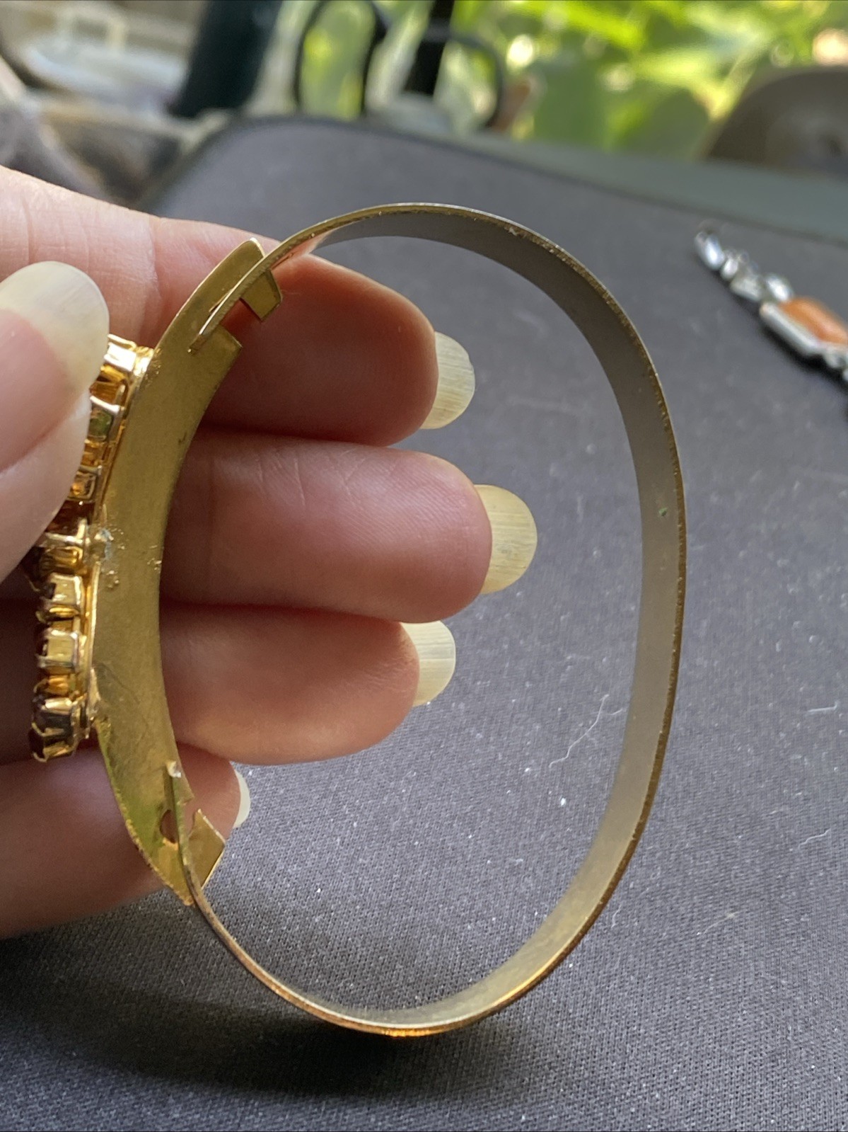 Vtg Prom Night Red & White Rhinestone Gold Tone Bangle Bracelet