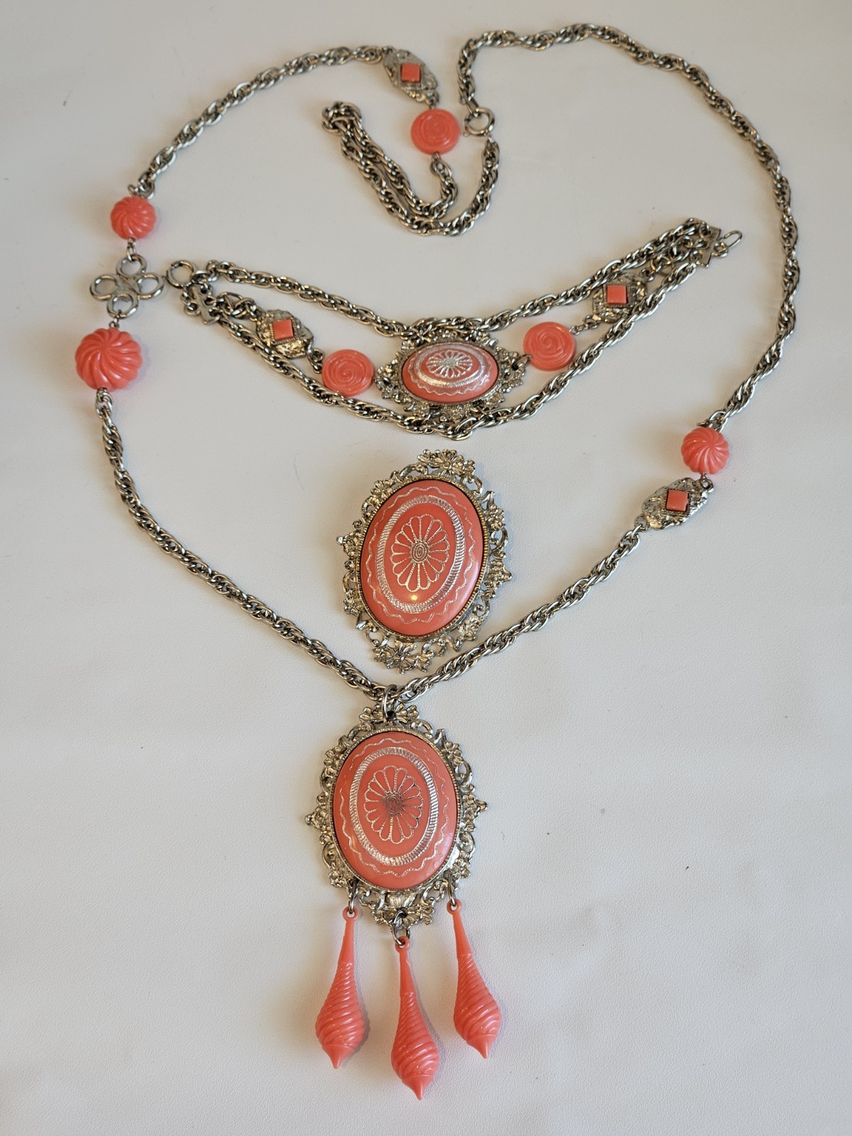 Mid-century celluloid/molded plastic “faux coral” VICTORIAN RIVIVAL PARURE set