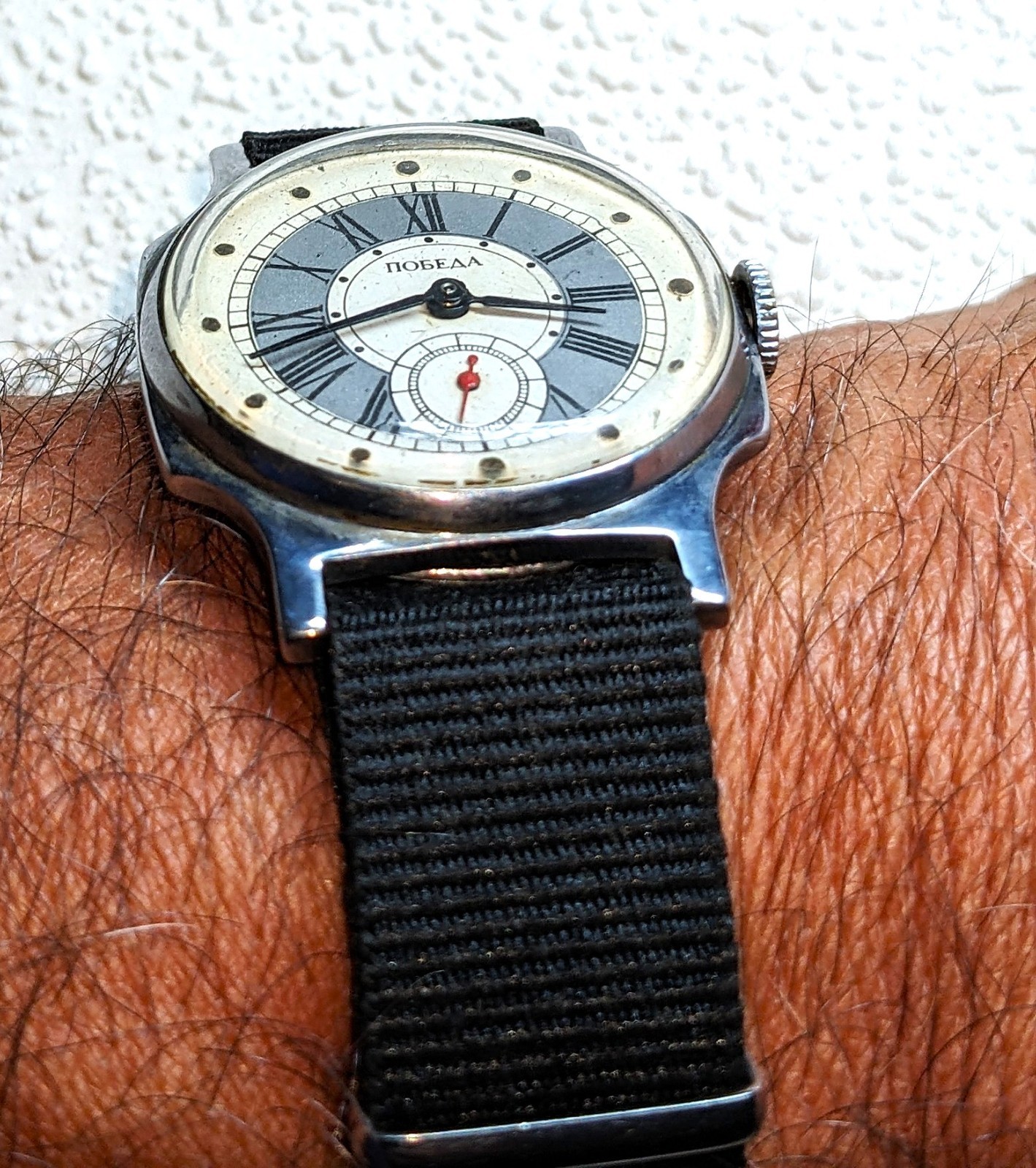 VINTAGE SOVIET RUSSIAN POBEDA (ZIM) WATCH 15 jewels m. 2602