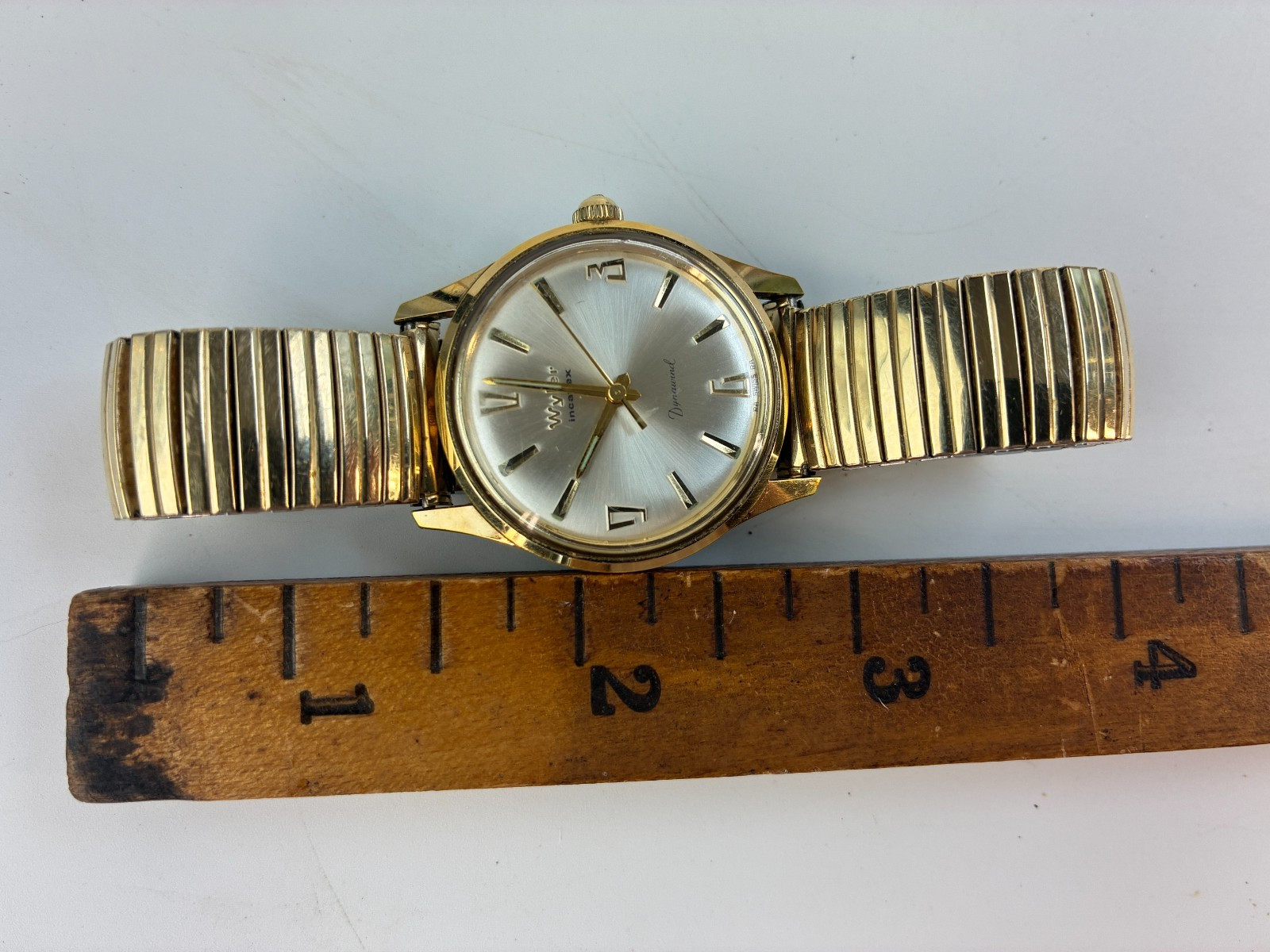 Vintage Wyler Incaflex Mens Wristwatch Dynawind Swiss 32mm Runs