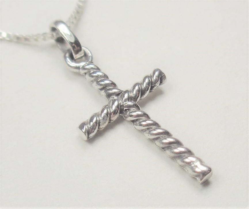 STERLING SILVER NAUTICAL HOLY ROPE CROSS RELIGIOUS SYMBOL PENDANT NECKLACE