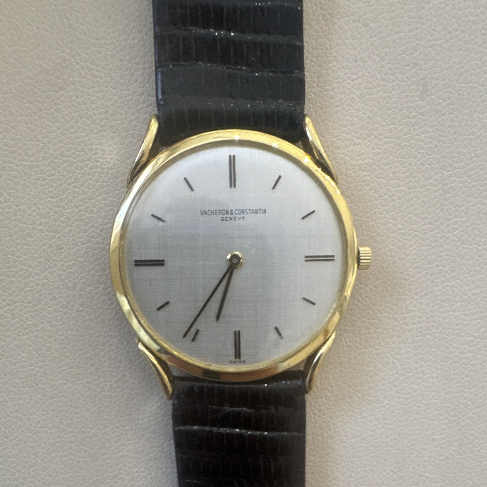 Vacheron & Constantin 18kt Yellow gold Ultra thin ref. 1003 – Refurbished.