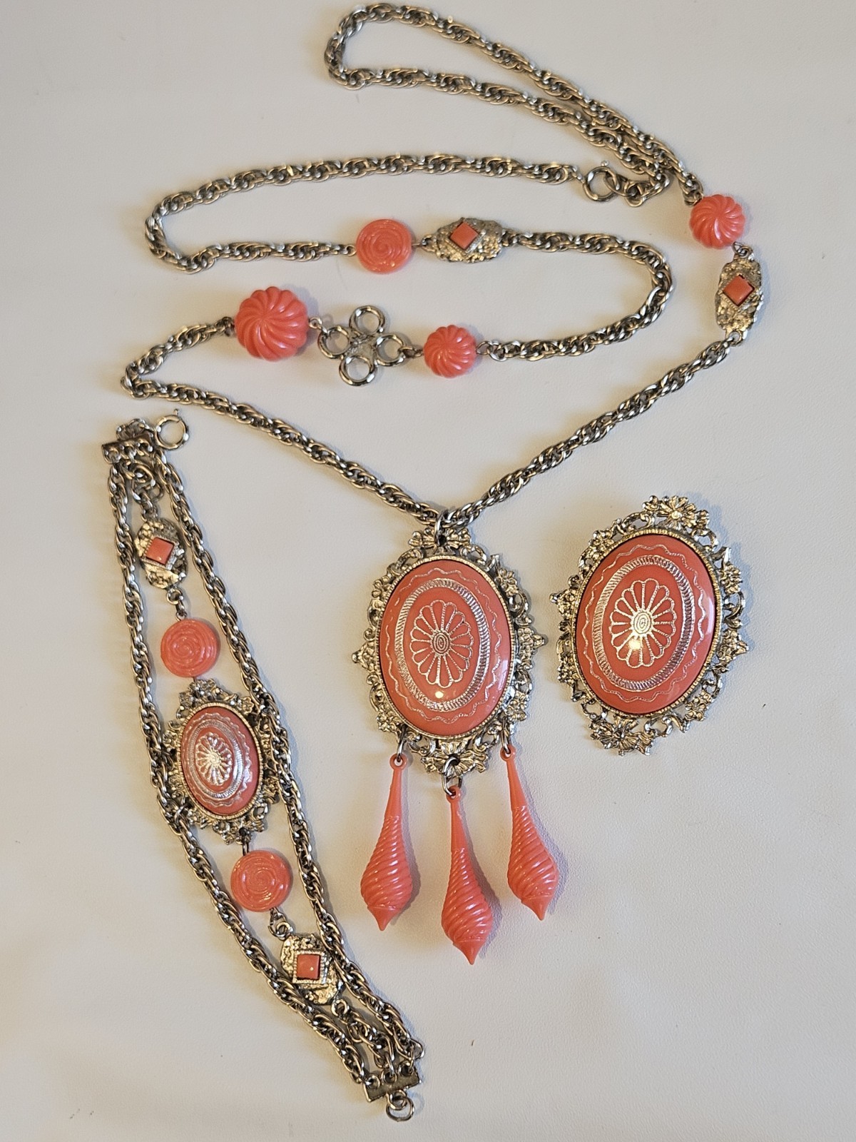 Mid-century celluloid/molded plastic “faux coral” VICTORIAN RIVIVAL PARURE set