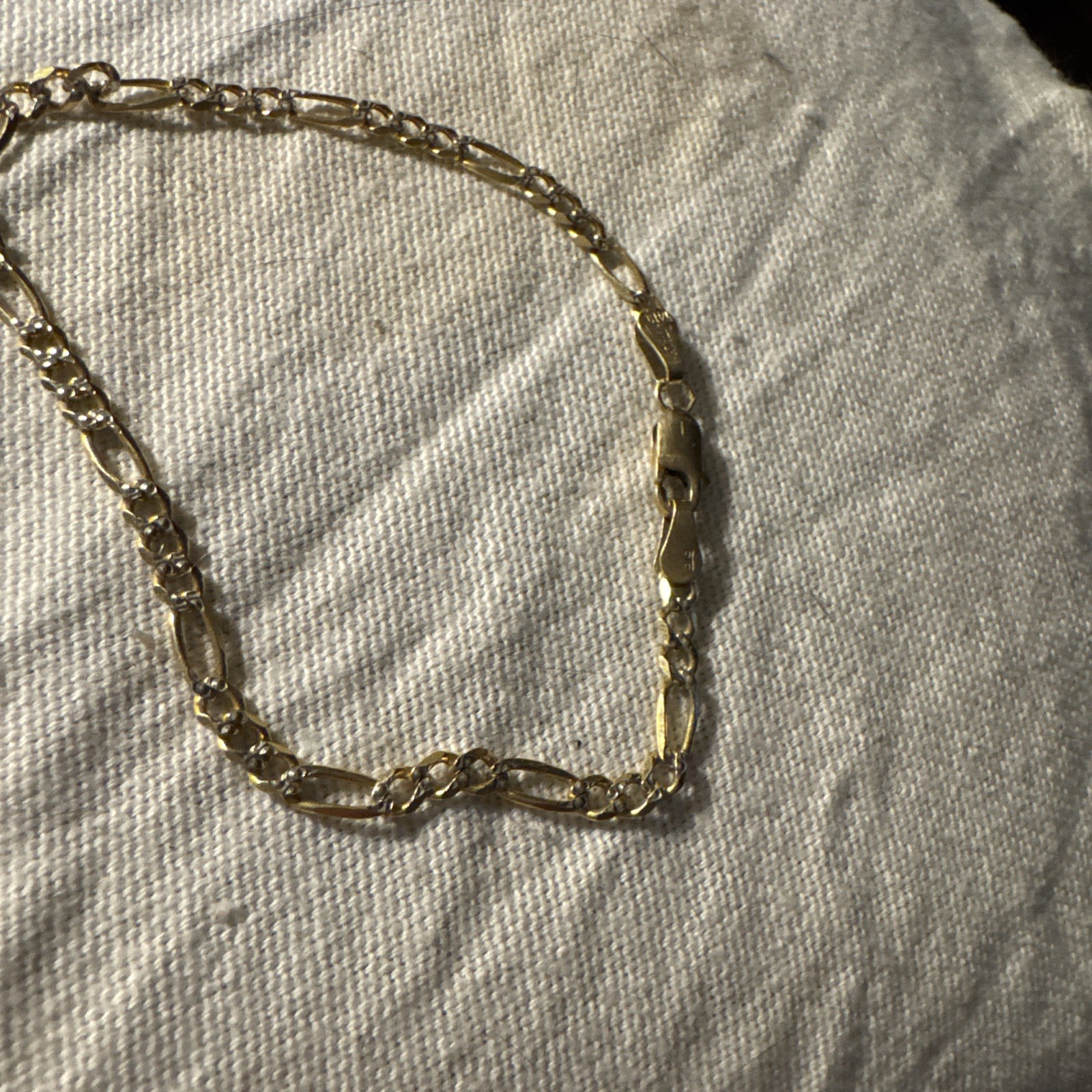 Vintage 14K Yellow Gold Figaro Link Bracelet 7 1/8″ Italy 3.24g