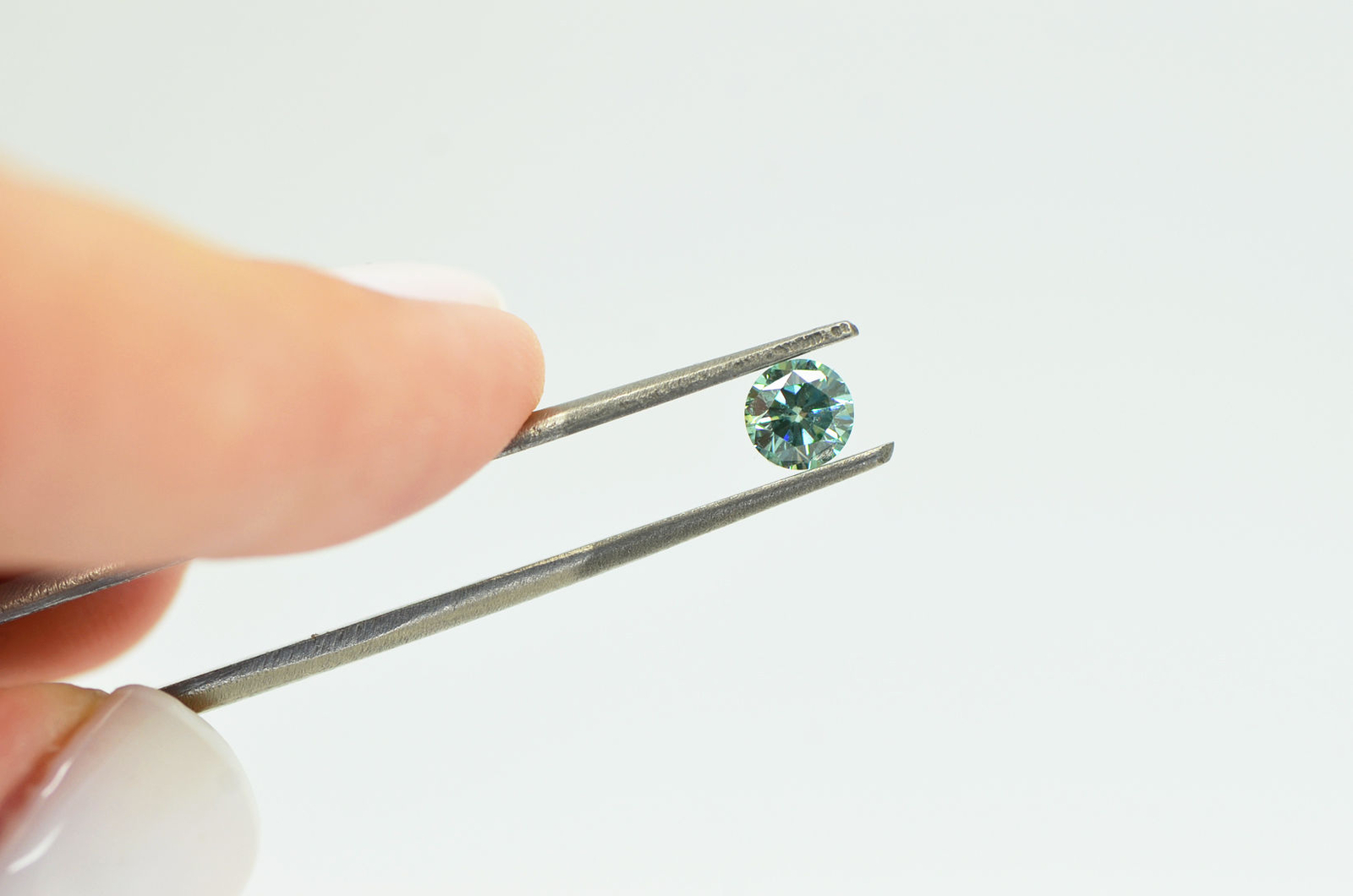 Round Shape Diamond Fancy Green Color SI1 Loose Real Enhanced 0.43 Carat 4.82 MM