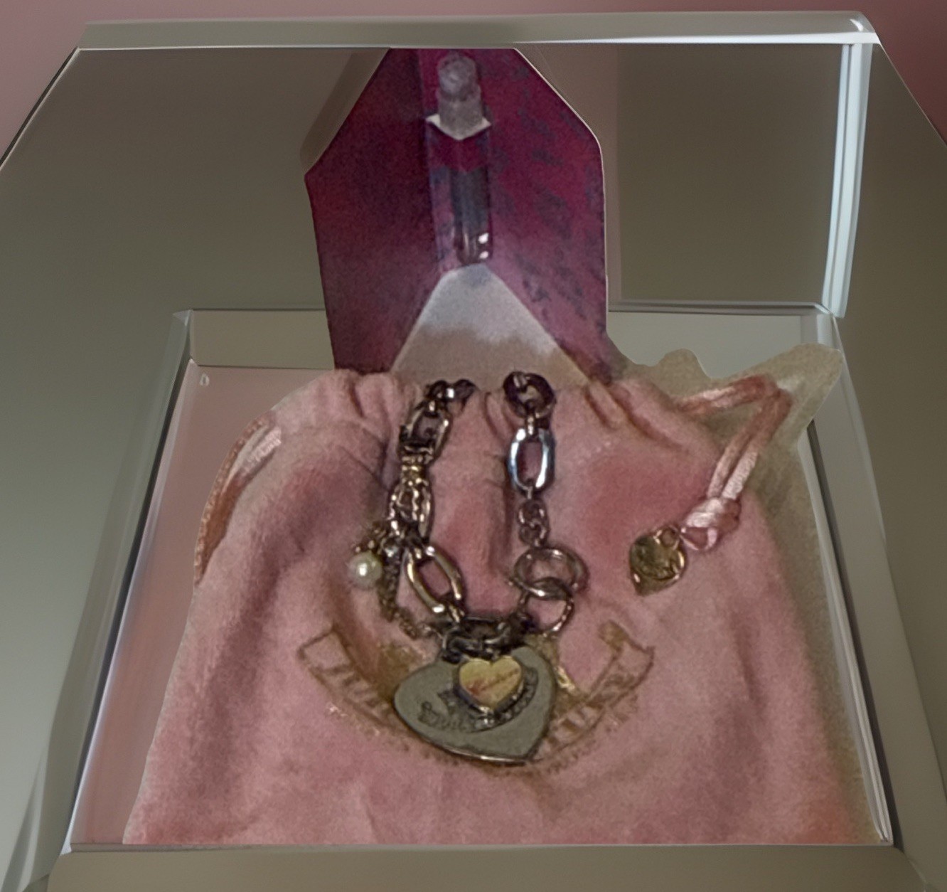 Y2K Juicy Couture LET THEM EAT COUTURE Pearl Heart Charm Bracelet Silver Tone