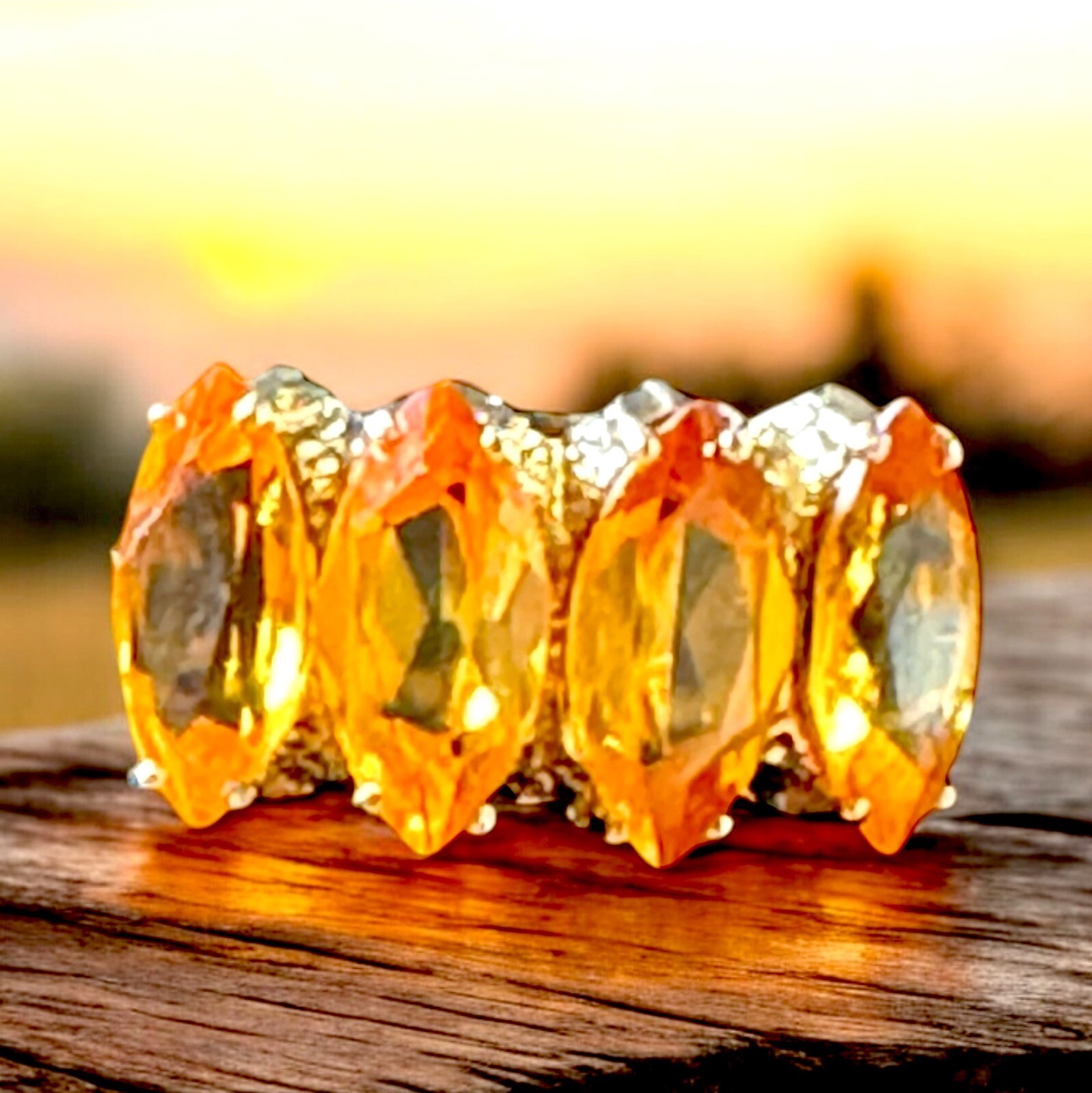 14K SOLID YELLOW GOLD 4 X 10MM ORANGE SAPPHIRE MARQUISE STATEMENT RING SIZE 5.5