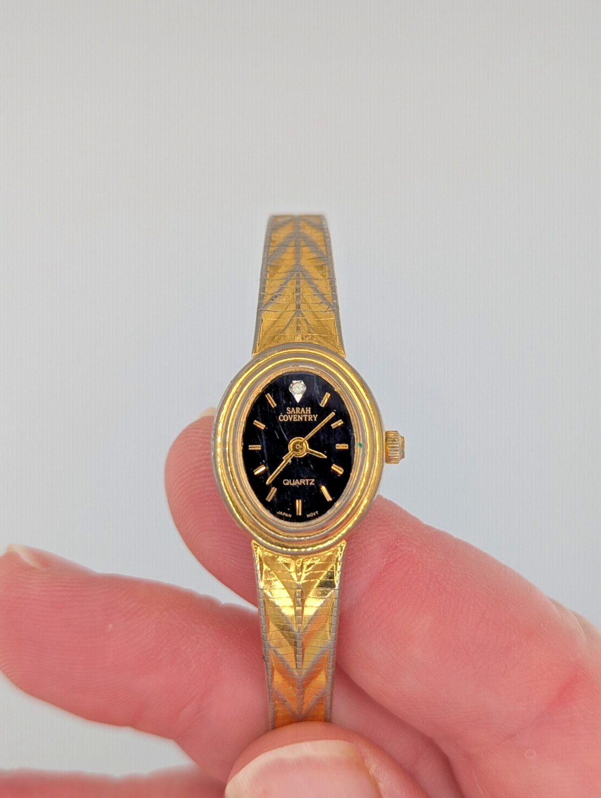 TESTED Vintage Sarah Coventry LSC711 Quartz One Jewel Gold Tone Watch Women’s