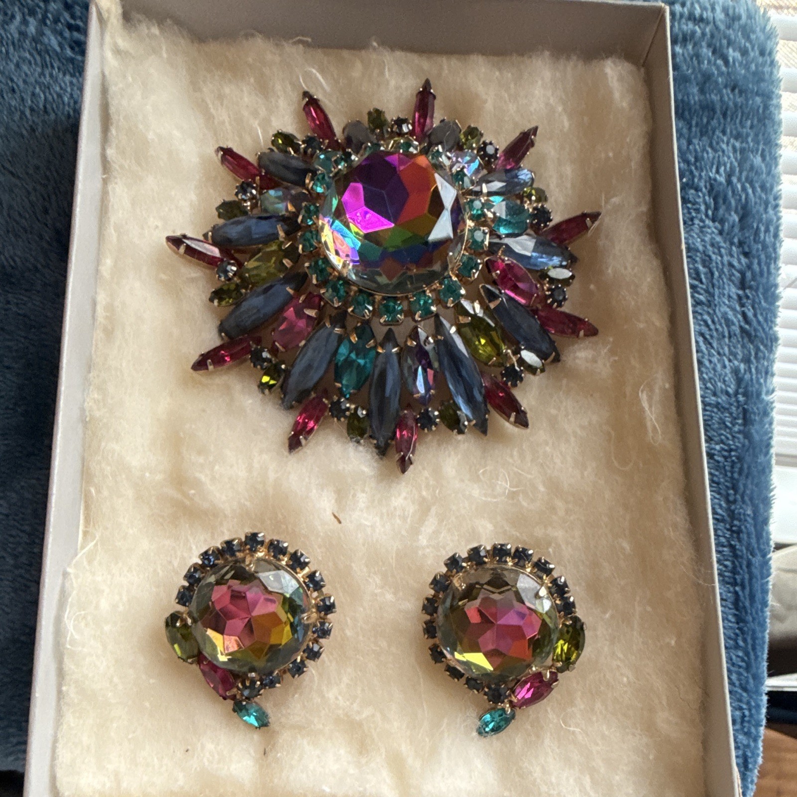 RARE JULIANA D & E, Heliotrope Watermelon Large Brooch, clip-on Earrings, 1964