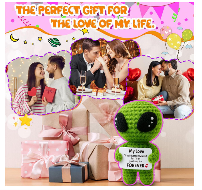 Handmade Crochet Alien Plush with Romantic Card – Perfect Gift for Loved Ones
