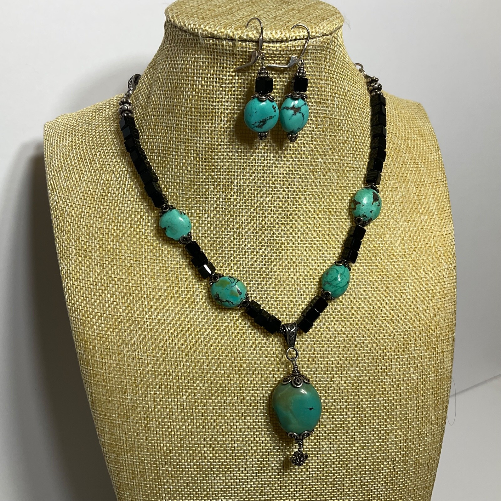 Vtg Genuine Turquoise Black Glass Beaded & Drop Pendant Necklace Earring Set 925