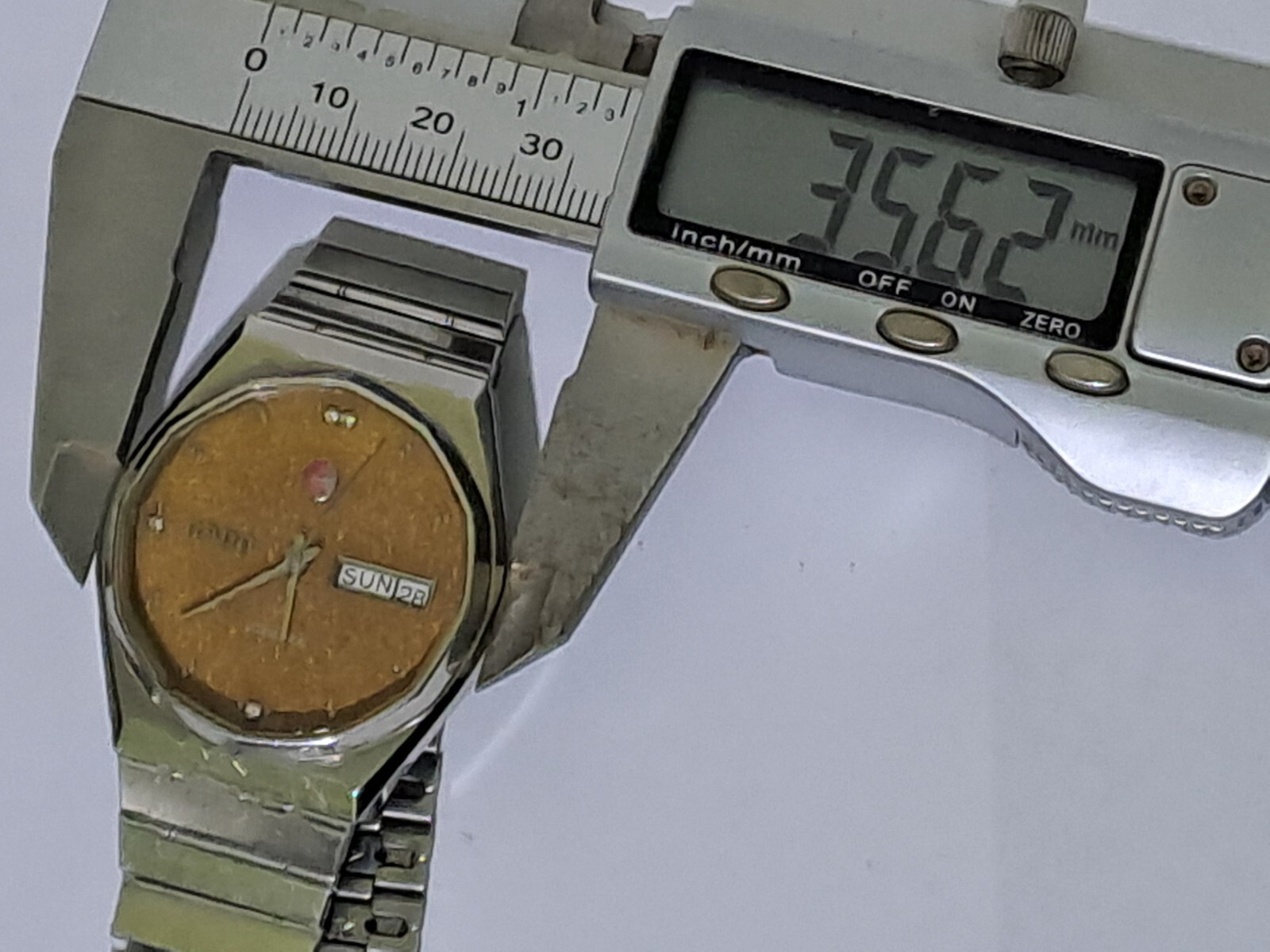 RADO VOYAGER 636.3424.4 DODECAGON ETA.2879 VTG AUTOMATIC SWISS MEN’S WATCH