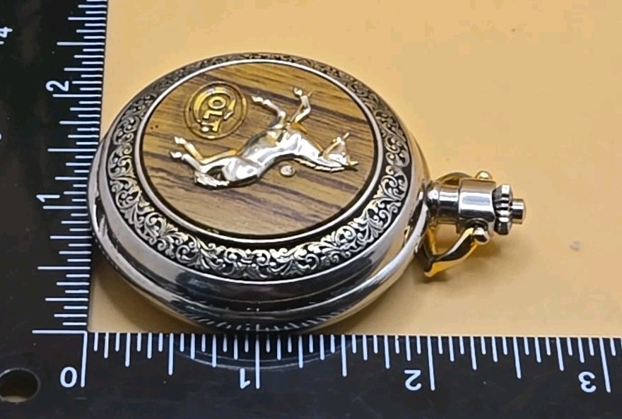 Vintage Franklin Mint Colt Army Peacemaker Single Action .45 Pocket Watch **Read