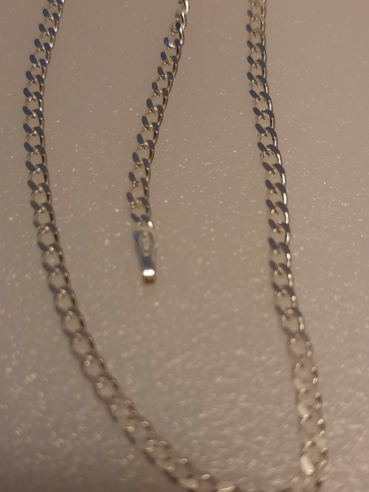 Italian Sterling Silver Curb Link Bracelet (7.50 In) (1.90 g)