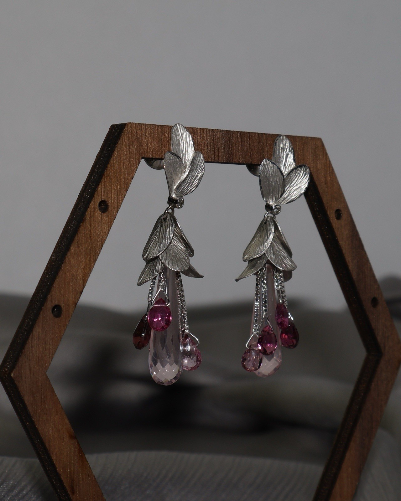 18k White Gold Pink Tourmaline & Diamond Floral Earrings 8.7G / 1.7in