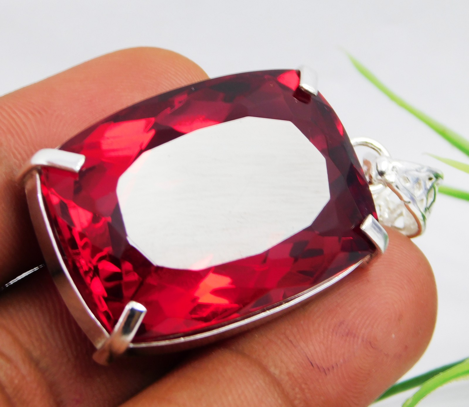 Solid Silver Pendant 97.70 Ct Natural Red Topaz Cushion Cut Certified Gemstone