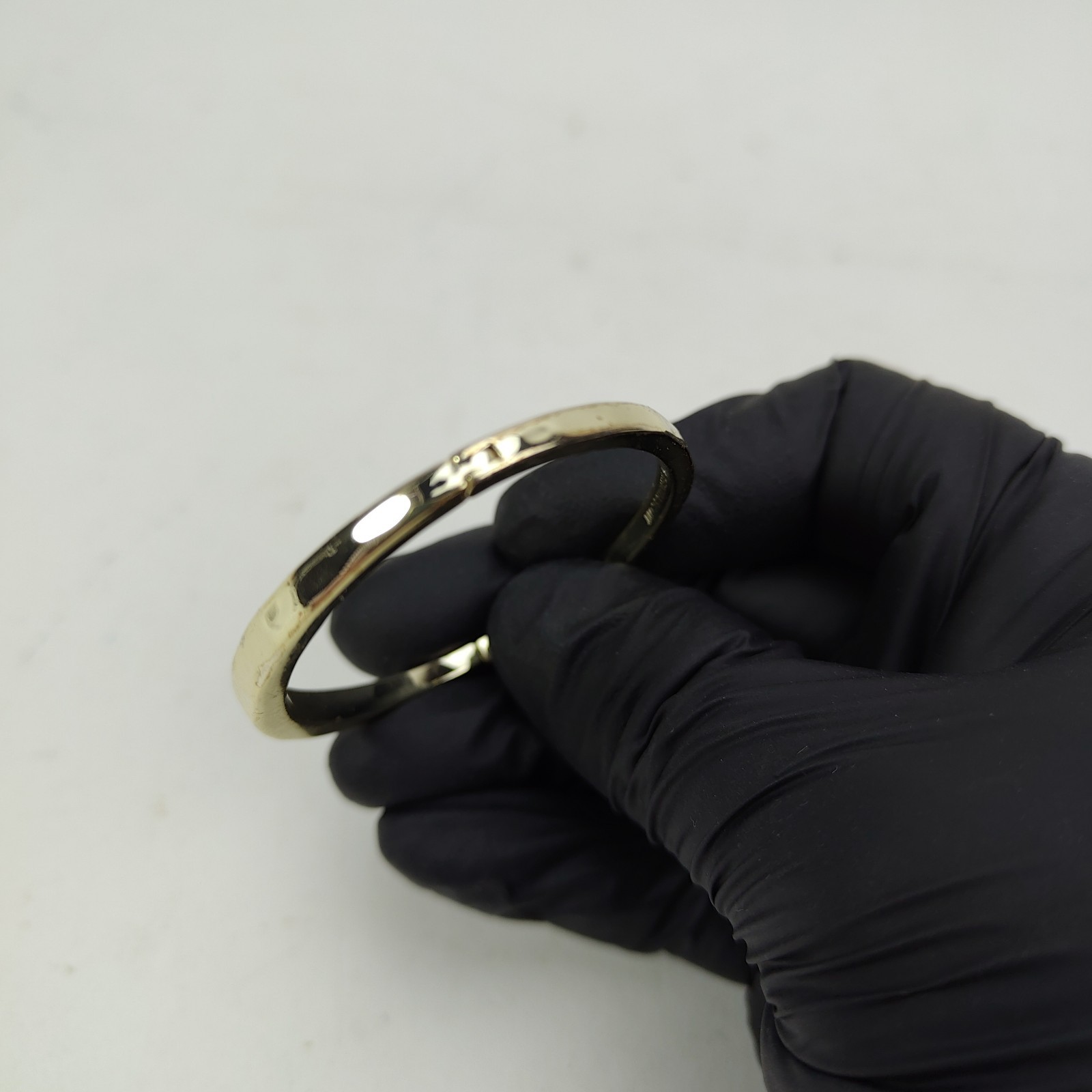 KENDRA SCOTT Zorte Gold Tone Bracelet Hammered Hinged Bangle S/M 16cm 6.25″