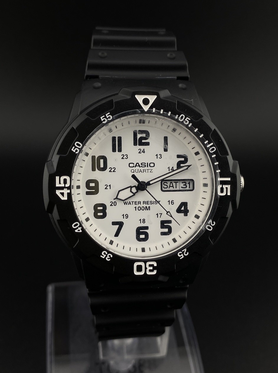 Casio White Round Day Date Dial Black Band Sport Diver Style Men’s Watch
