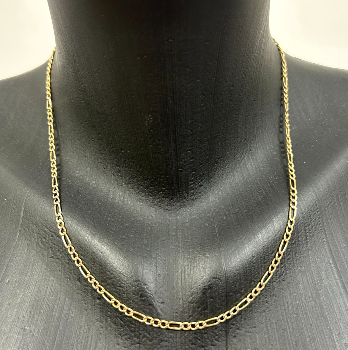 LOVELY 10K YELLOW GOLD 3 mm FIGARO CHAIN 19″