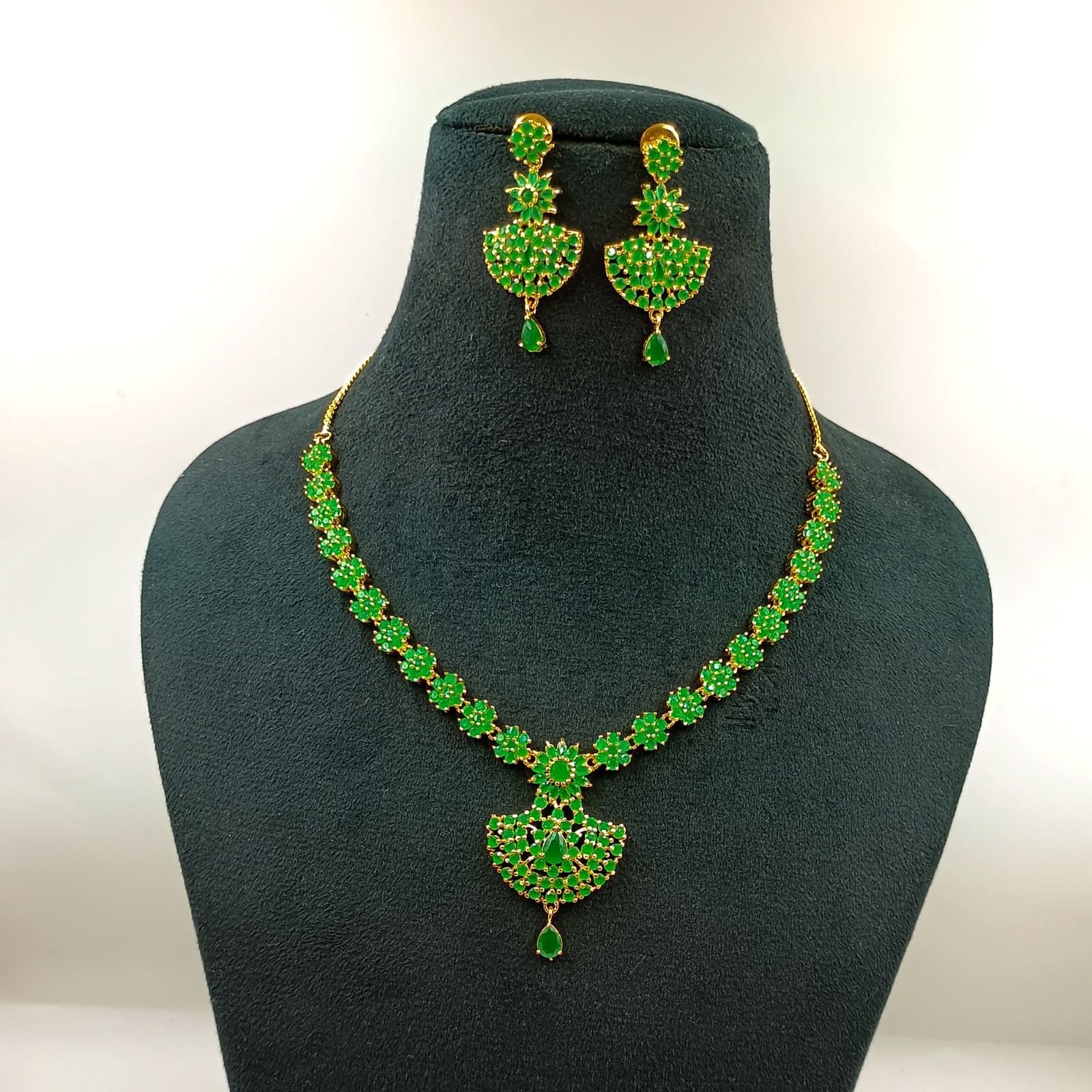 Traditional South Indian 22k Gold Plated Emerald Stone Necklace Set