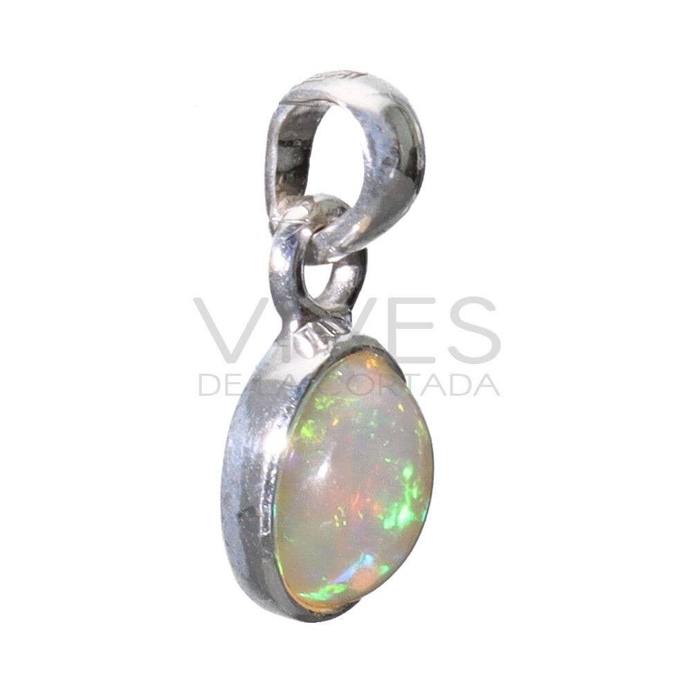 Small Oval Opal Pendant (P), Australia, 925 Sterling Silver