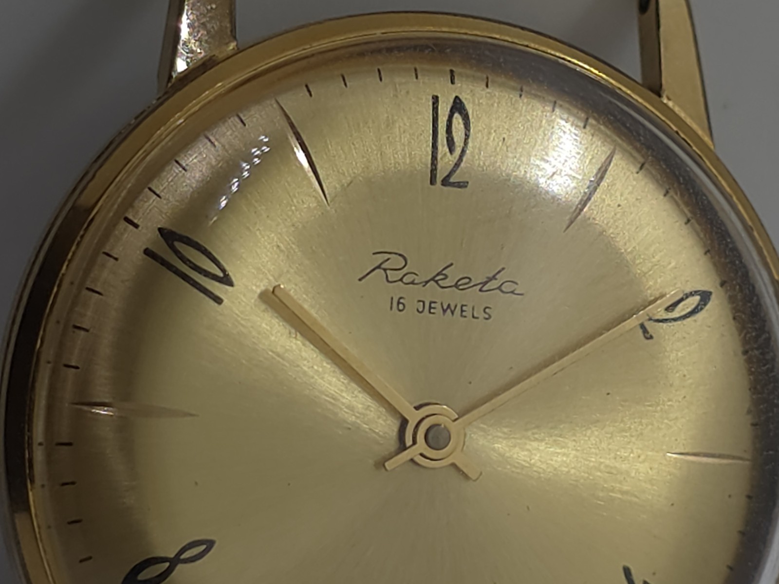 Vintage Raketa USSR Cal. 2601 Working Very Well Gold Plated AU10- Watch Good Loo