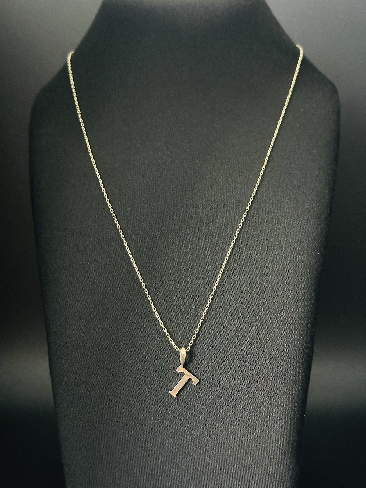 14K Solid Gold T Initial Necklace 1.95g 585 Yellow Gold Letter Pendant Chain