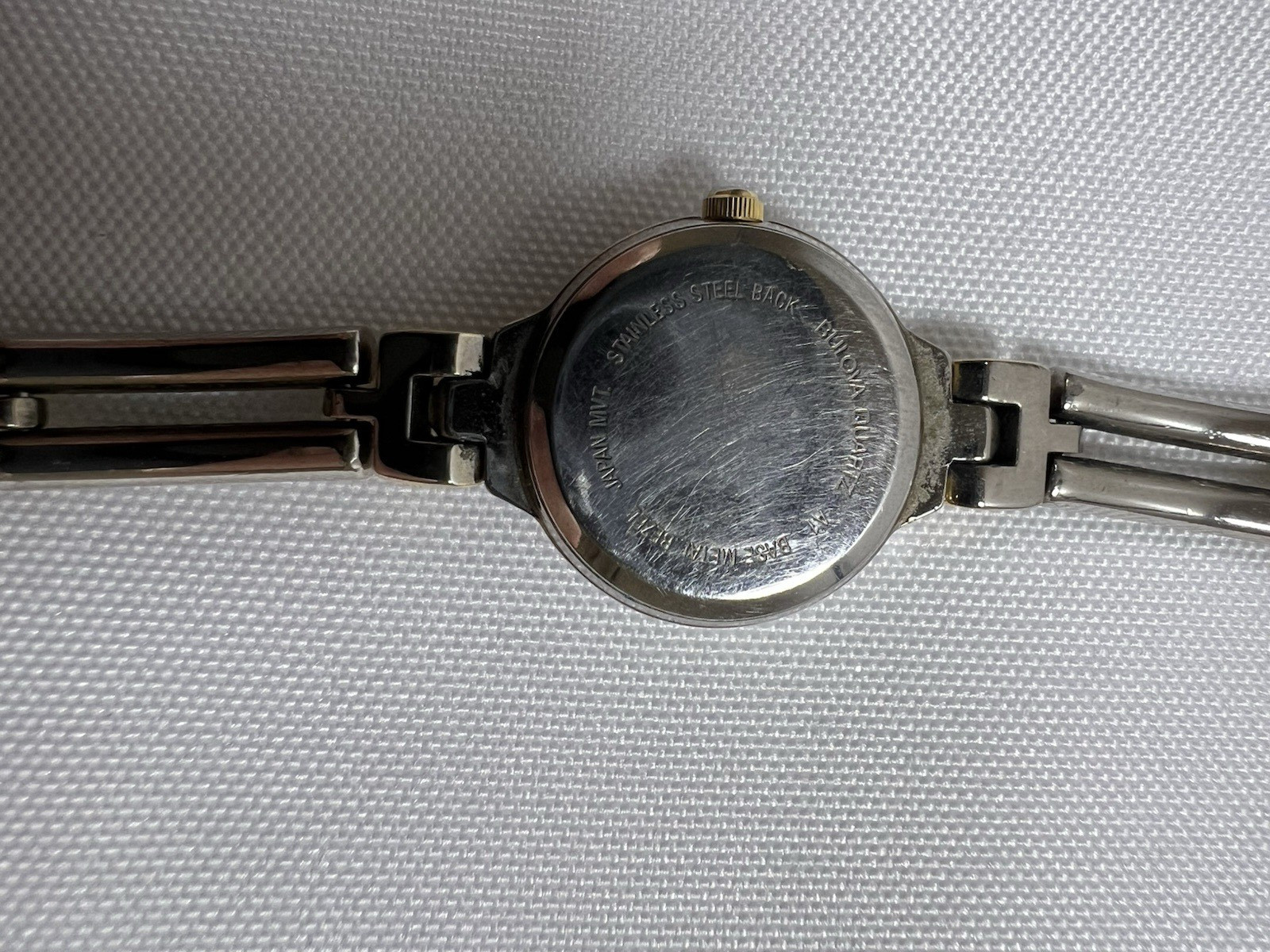 Beautiful Petite Caravelle Bulova Gold Silver Tone Dainty Womens Watch 45LD8