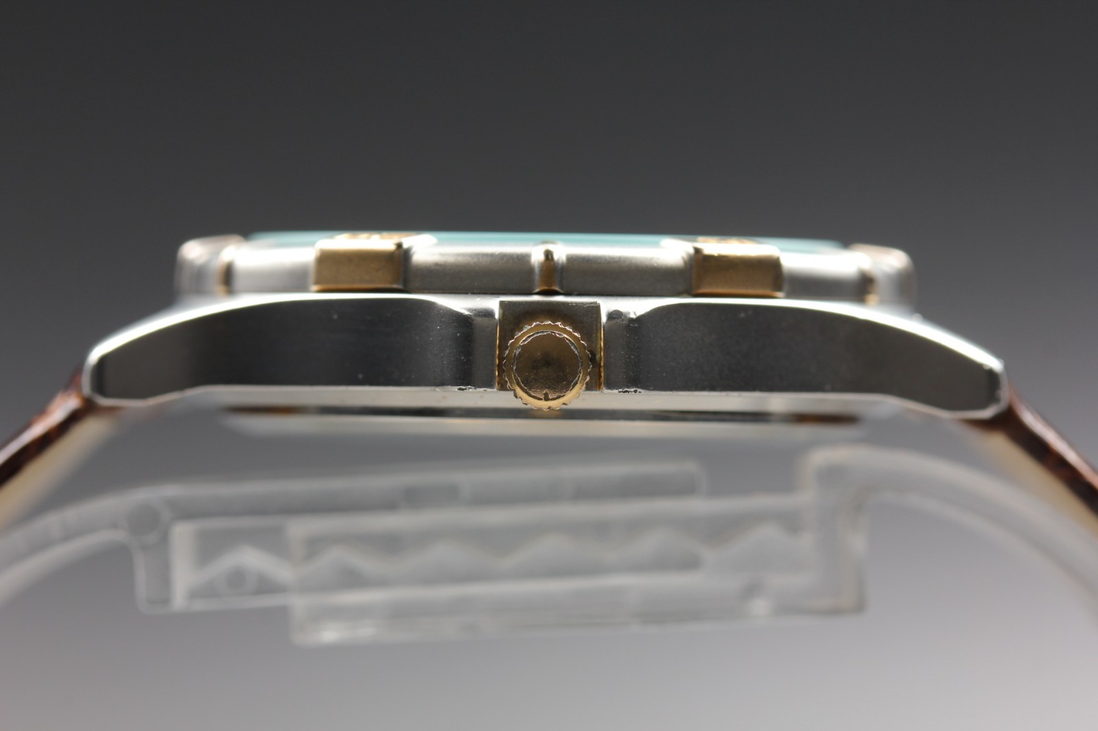 Vintage 1991 [Near MINT] SEIKO Alba V33F-6A80 SUN & Moon Phase QZ Men’s Japan