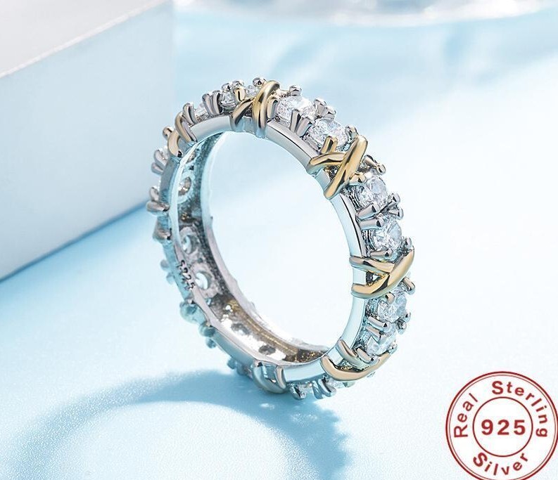 Classic Luxury 925 Sterling Silver Ring with Zircon Crystal Ring for Woman Gift