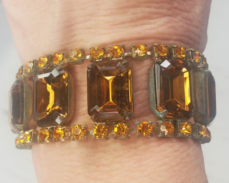 Vintage Champagne Faux Citrine Bling Necklace and Bracelet Gold Tone