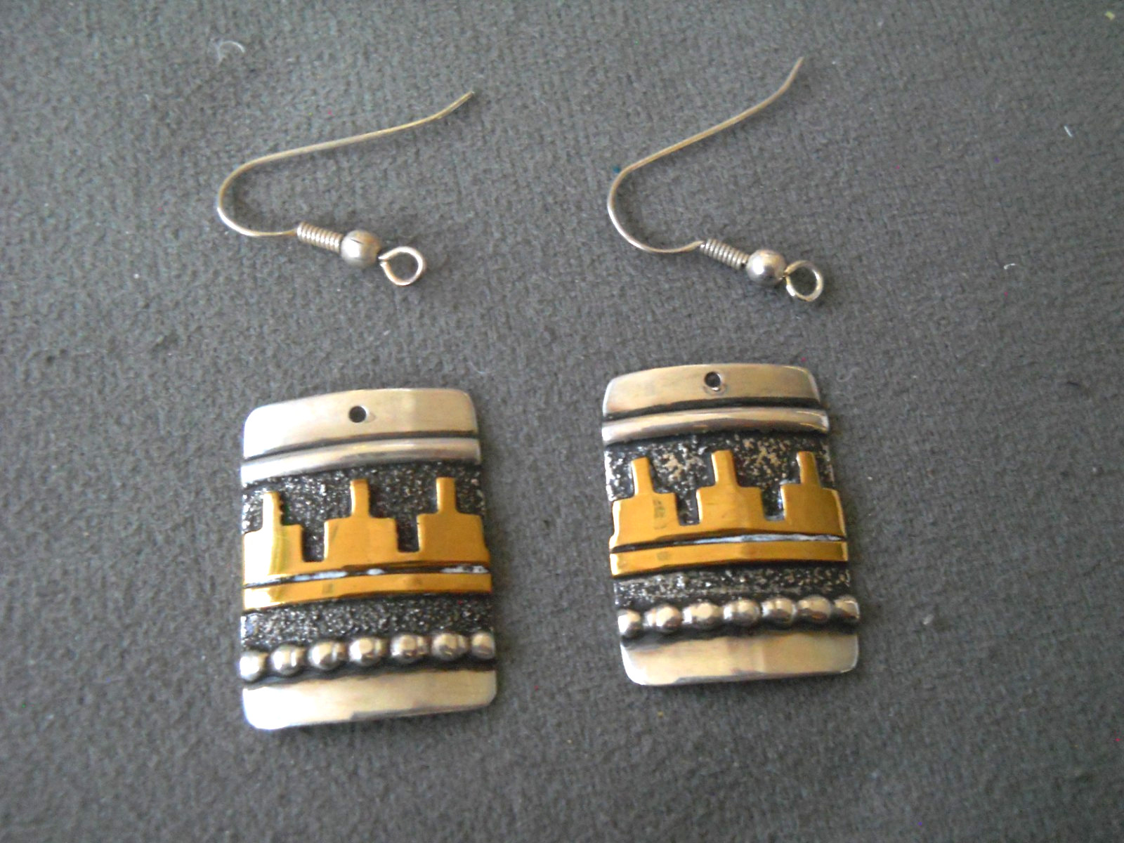 AUTHENTIC TOMMY SINGER Native American Navajo Sterling Silver Gold Hook Earrings