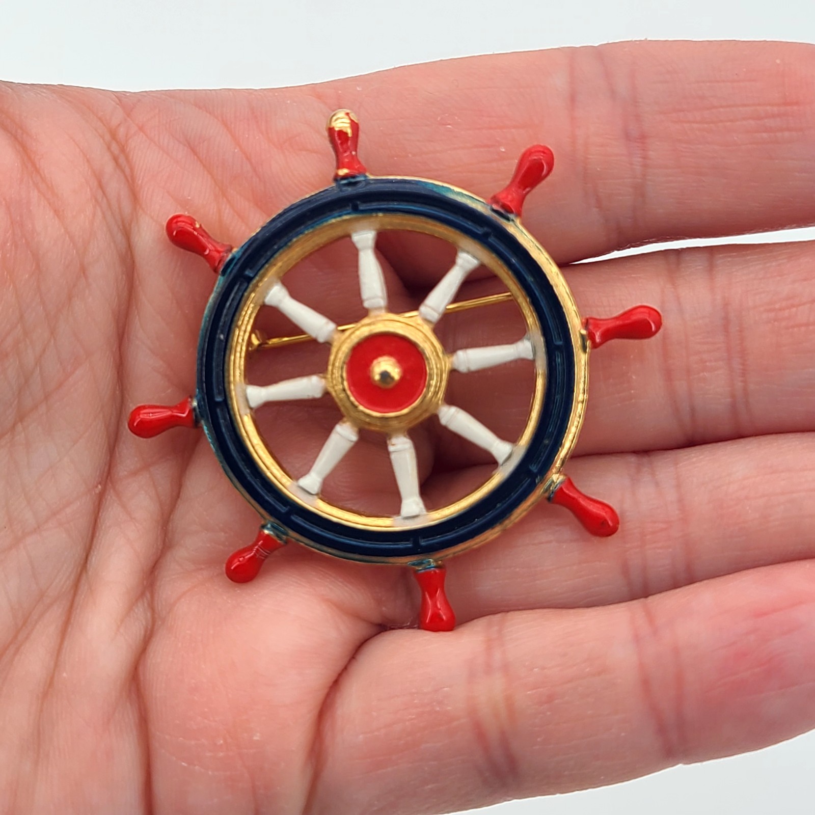 Vintage Nautical Ship Wheel Brooch Pin Enamel Gold Tone Maritime 2″ Americana